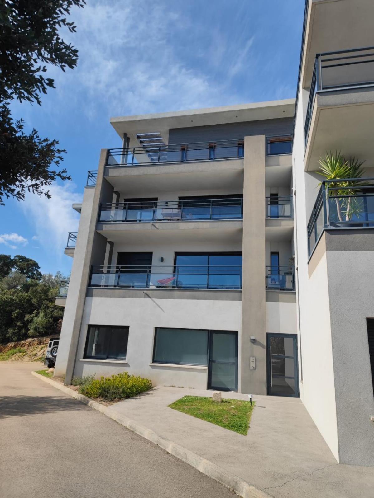 Bel Appartement Spacieux A Porto-Vecchio, 10Min A Pieds Du Centre Ville Exteriör bild