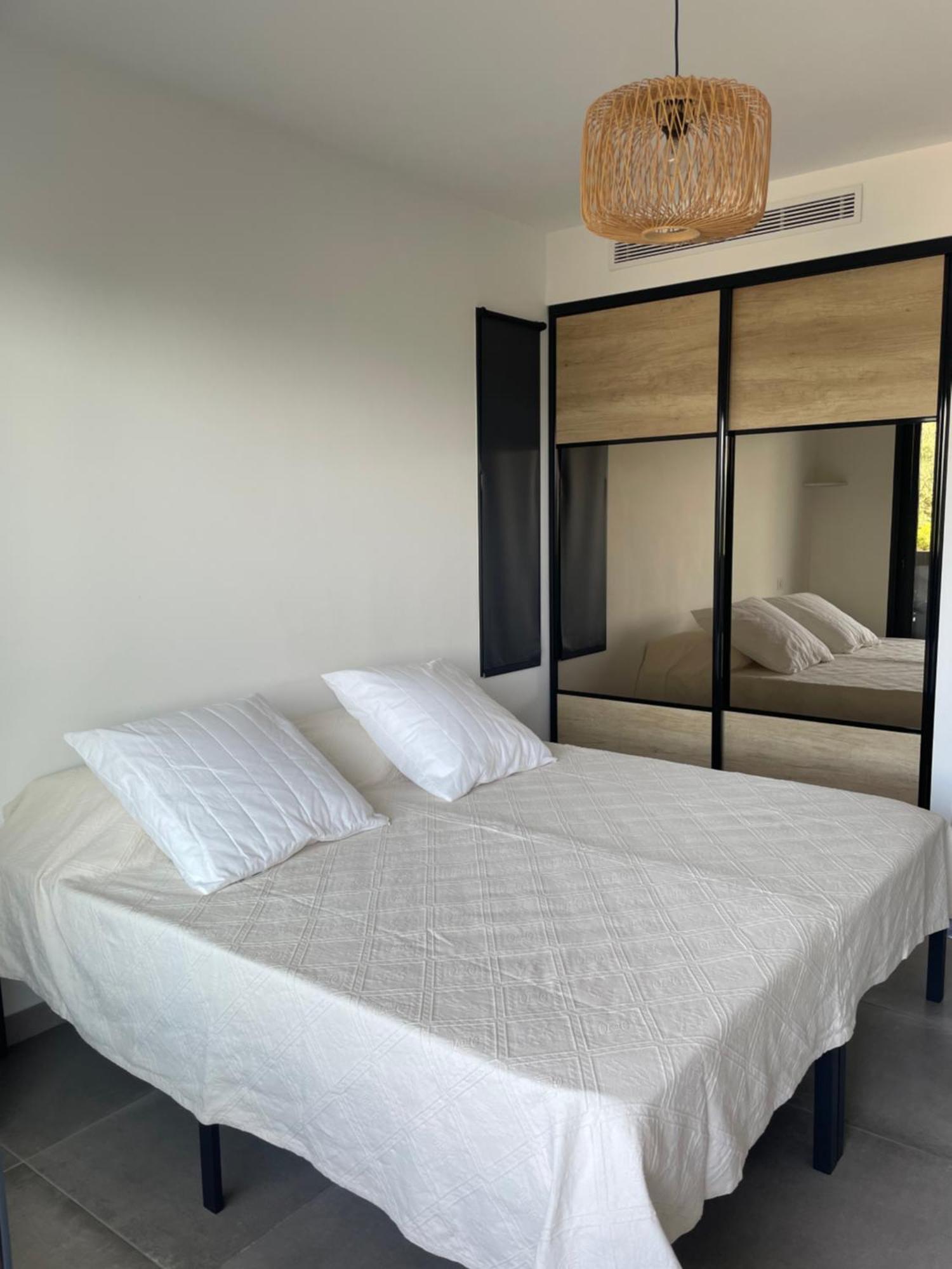 Bel Appartement Spacieux A Porto-Vecchio, 10Min A Pieds Du Centre Ville Exteriör bild